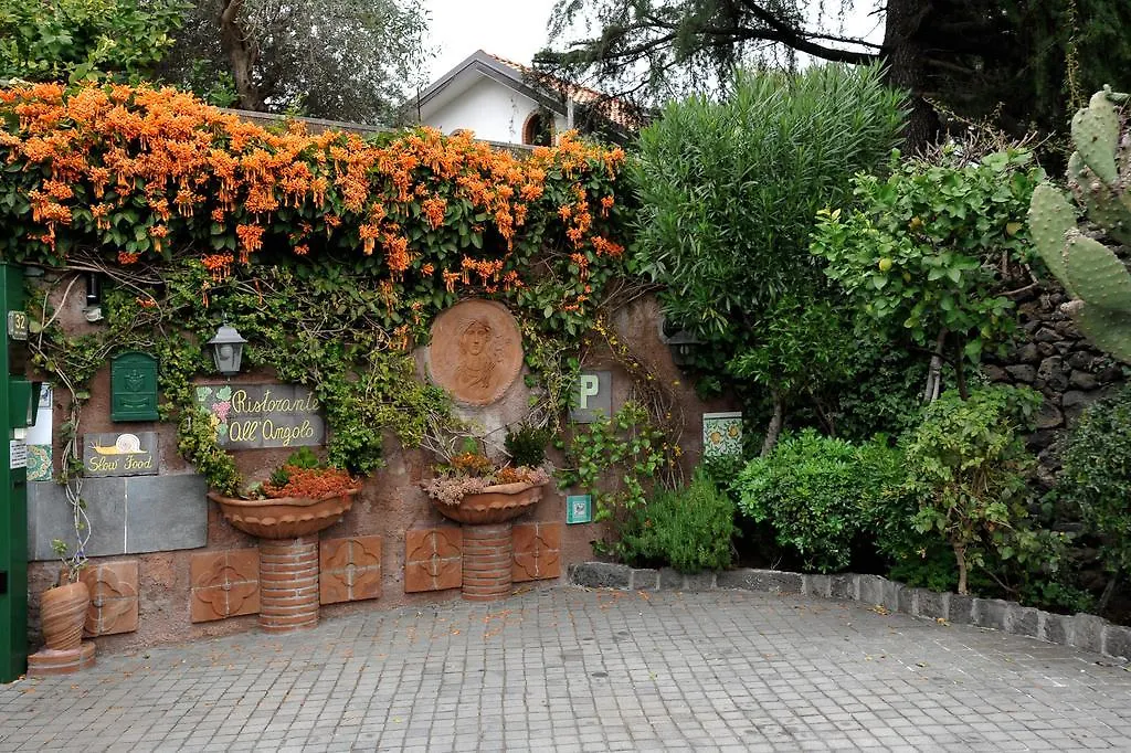Le Giare Bed & Breakfast Trecastagni 3*,